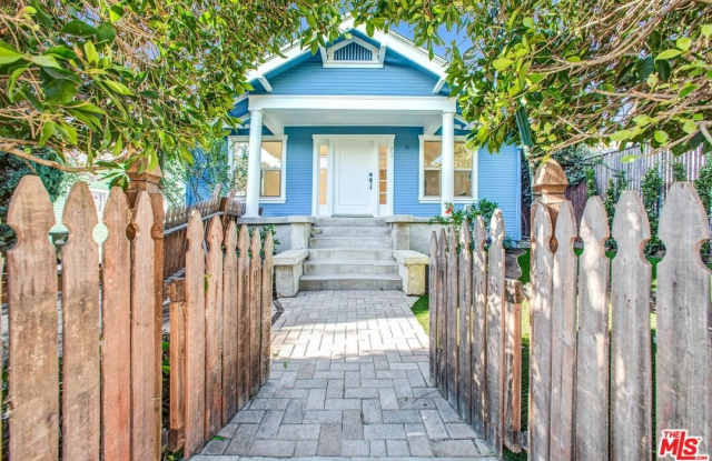 951 N Hilldale photos photos