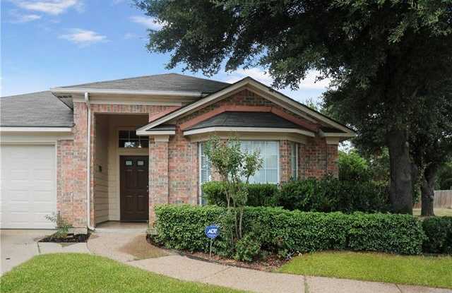 1015 Carlisle Drive - 1015 Carlisle Drive, Arlington, TX 76017