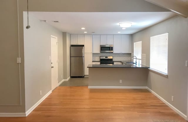 9409 Meadow Vale Gallery 4