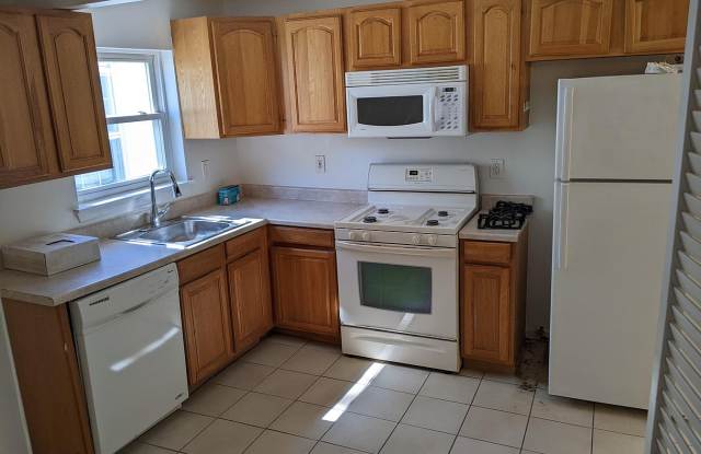10 Union Pl - 10 Union Place, Keansburg, NJ 07734