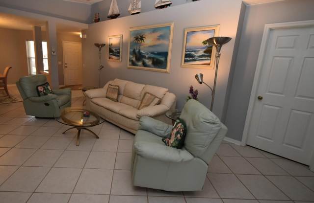 6731 Alheli Gallery 4