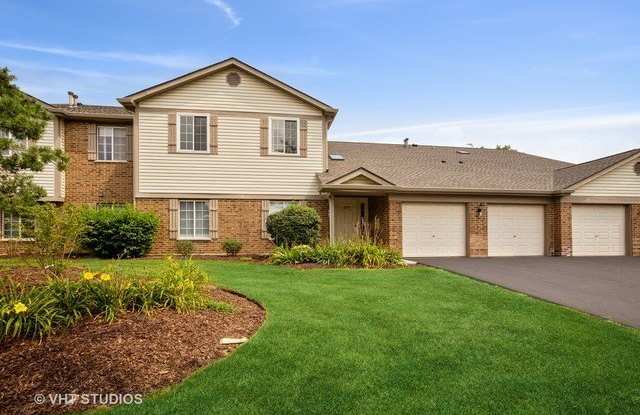 1517 Commodore Court photos photos