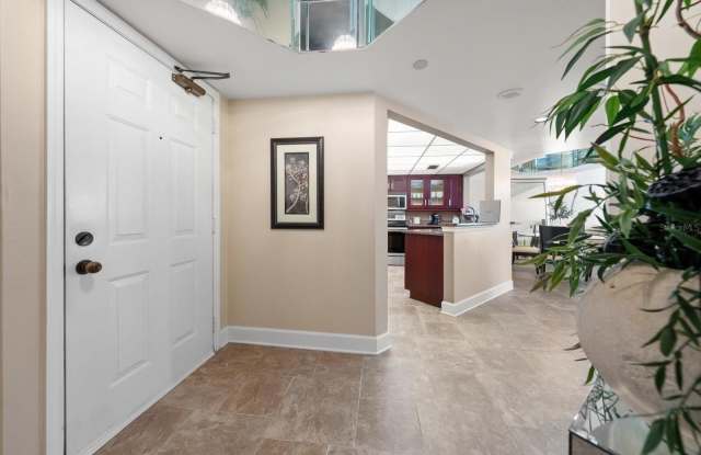 1310 GULF Boulevard Gallery 4