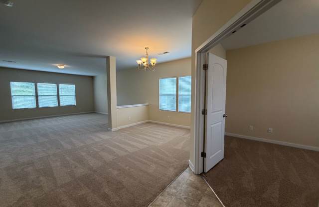 Exclusively Offered by Muse Realty, LLC Gallery 4