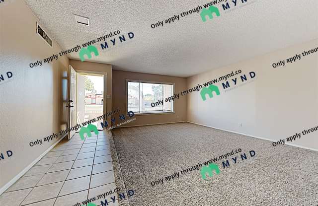 10430 N 48th Ln Gallery 2