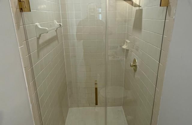 2731 AVENUE S photos photos
