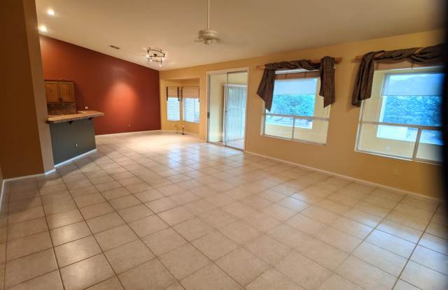 36893 S Golf Course Drive Gallery 4