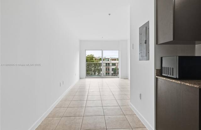 529 NE 62nd St photos photos