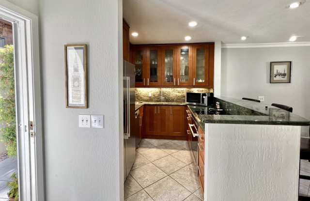 3855 Albatross Street, #2 - 1 Gallery 2