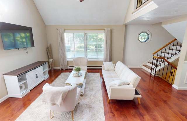 1 Jonathan Cir Gallery 2