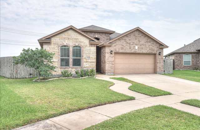 2242 Anacua - 4/bedroom 2/bathroom - $2,495/month Gallery 3