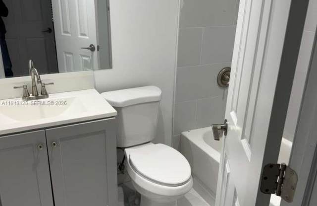 1250 SE 26th St - 1250 Southeast 26th Street, Homestead, FL 33035