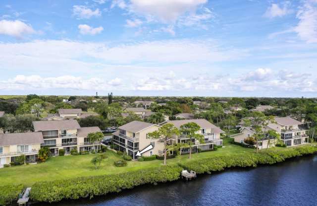 9170 SE Riverfront Terrace photos photos