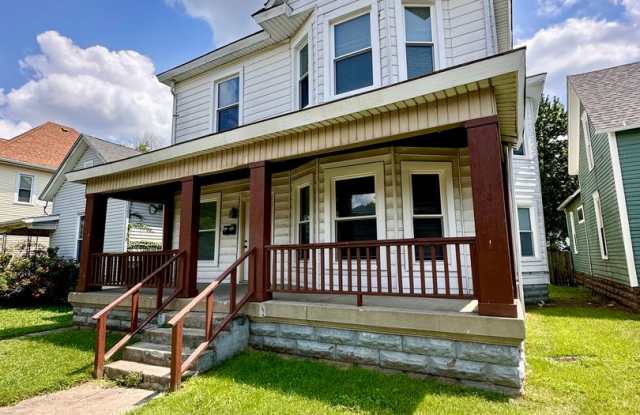 Live Where Charm Meets Convenience – 2BR in Farrington’s Grove photos photos