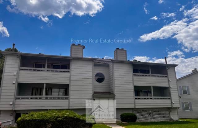 1242 Firefly Cr. photos photos