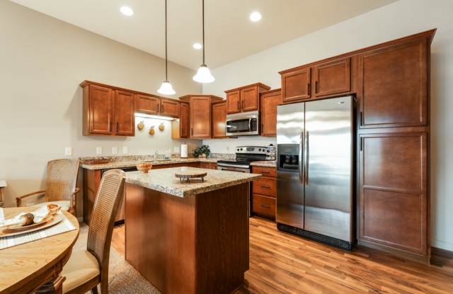 2304 Marina Road Southeast - 1 Gallery 3