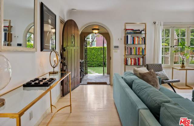 708 Westbourne Drive photos photos
