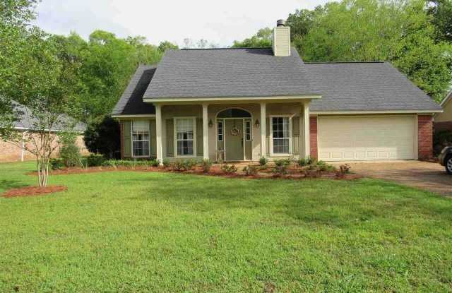 407 Hemlock Drive - 407 Hemlock Drive, Flowood, MS 39232