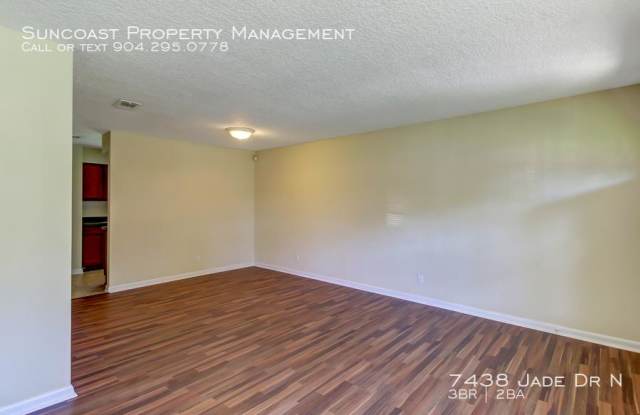 7438 Jade Dr N Gallery 4