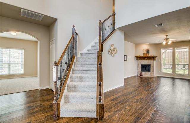1324 Merrimac Drive Gallery 4