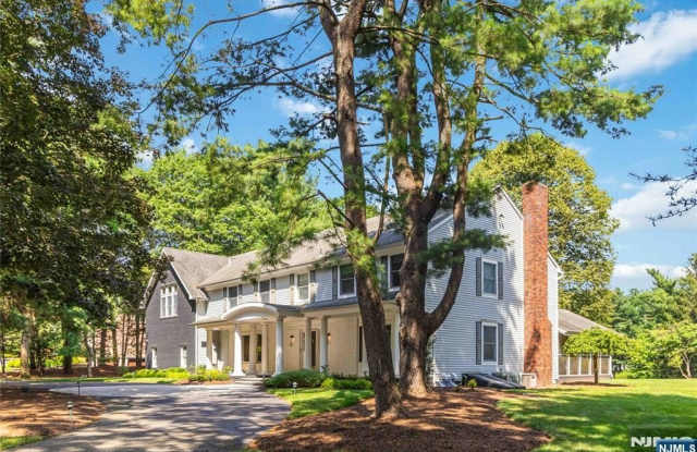 2 Westwind Court photos photos