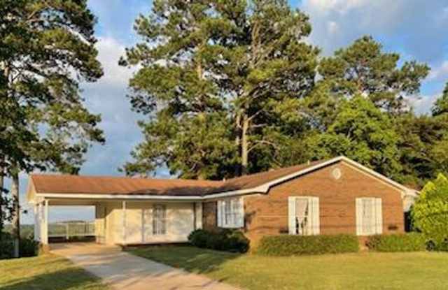 3 Bedroom 2 Bath 1 Carport - East Columbus Gallery 1