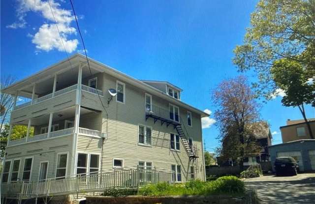 8 Grand Street photos photos