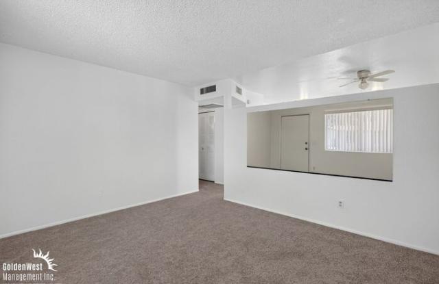 4434 West Sunnyslope Lane Gallery 4