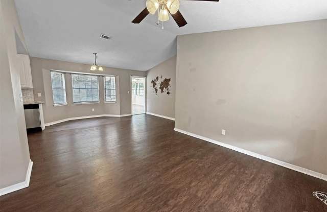 7524 Sandy Creek Dr Gallery 2
