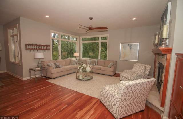 4266 Manor Court Road Gallery 2