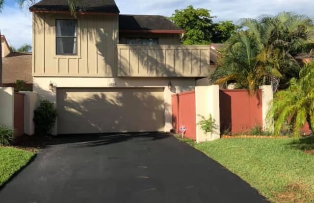 12794 Spinnaker Lane - 12794 Spinnaker Lane, Wellington, FL 33414
