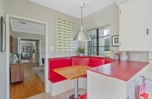 4224 Alcove Avenue Gallery 4
