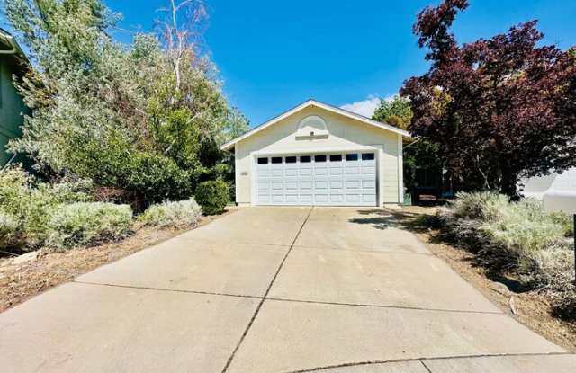 1170 Forest Knoll Court photos photos