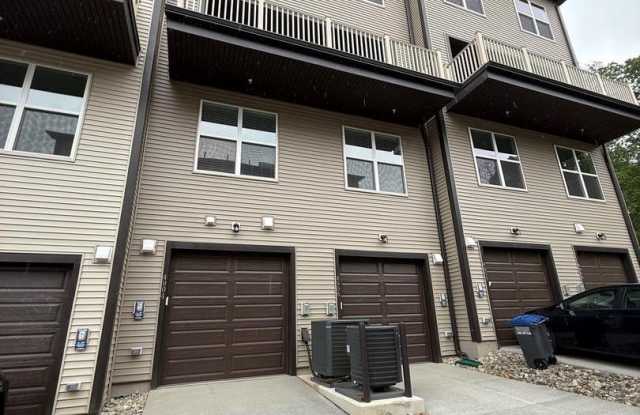 4904 CHELAN Crossing Gallery 2