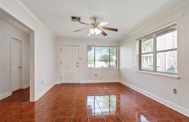 1361 CHOCTAW Avenue Gallery 4