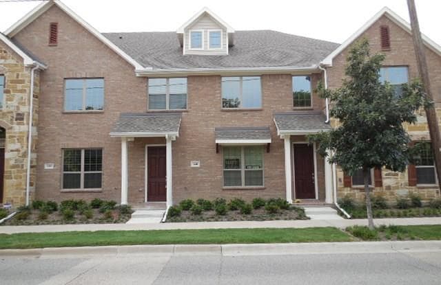640 S Greenville Avenue S - 640 South Greenville Avenue, Richardson, TX 75081