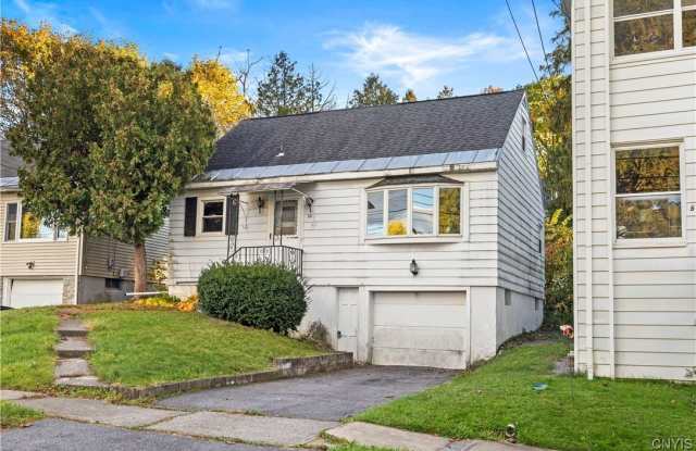 60 Leslie Avenue photos photos