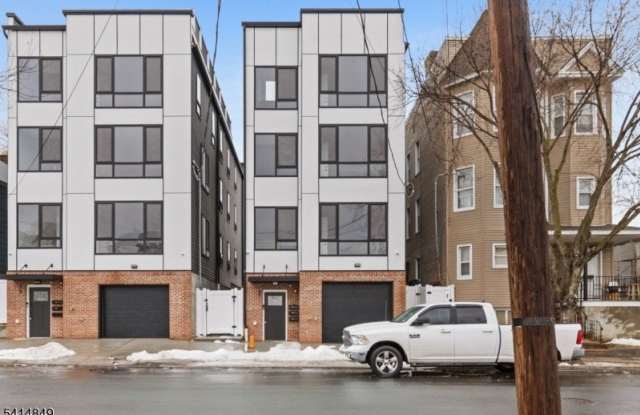 37 S 7Th St photos photos