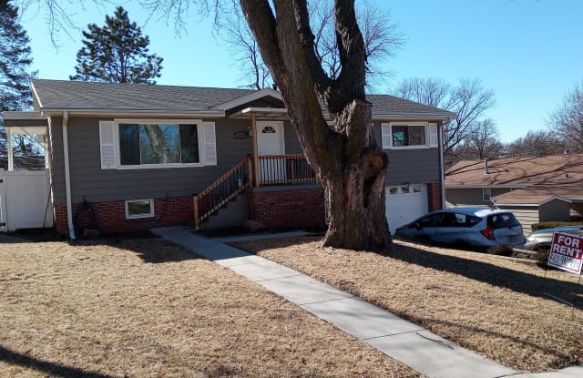1707 Terry Avenue - 1707 Terry Avenue, Bellevue, NE 68005