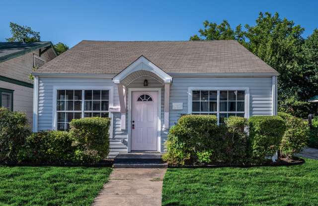 2/1 with garage/shop photos photos