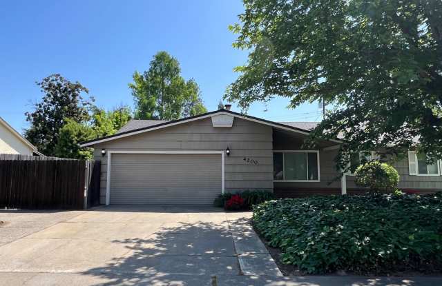 BEAUTIFUL 4 BED CARMICHAEL HOME WITH POOL!! photos photos