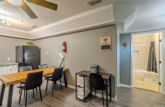 125 Hess Gallery 4