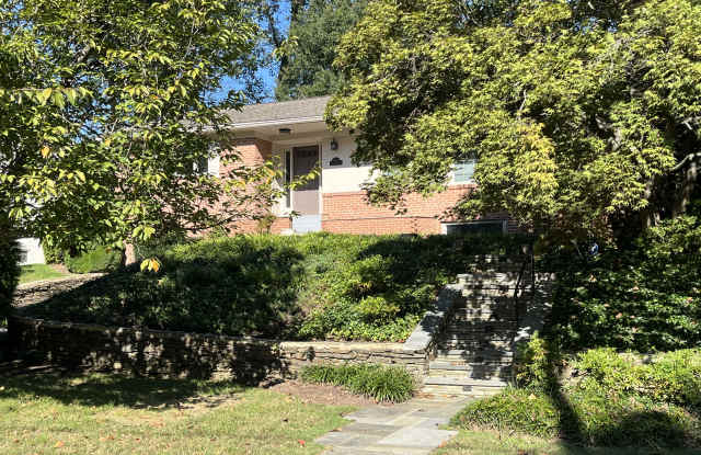 6805 Millwood Road photos photos