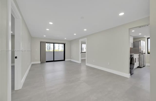 6725 Harding Ave photos photos