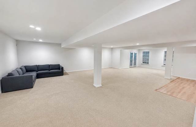 7412 Pensacola Place Gallery 3