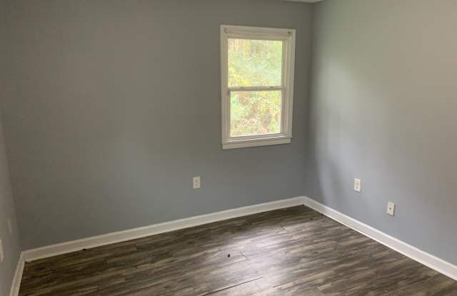 2266 Baywood Drive Southeast Gallery 3