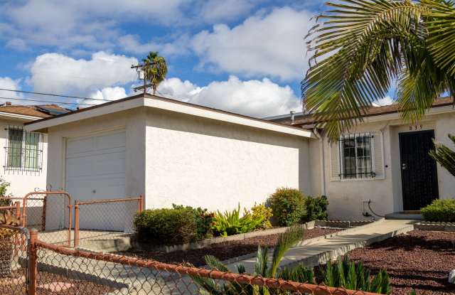 Beautiful Single Story Family Home Centrally Located Minutes From Downtown San Diego Gallery 3