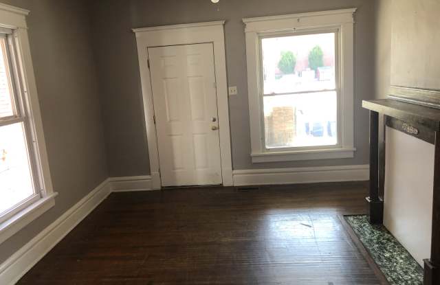 2207 Neil Ave photos photos