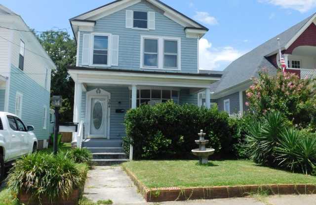 304 Avenue A - 2 Story Home in the Riverside Historic District of New Bern! photos photos
