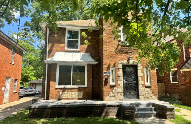 Spacious Home on West side available to for immediate move-in! photos photos